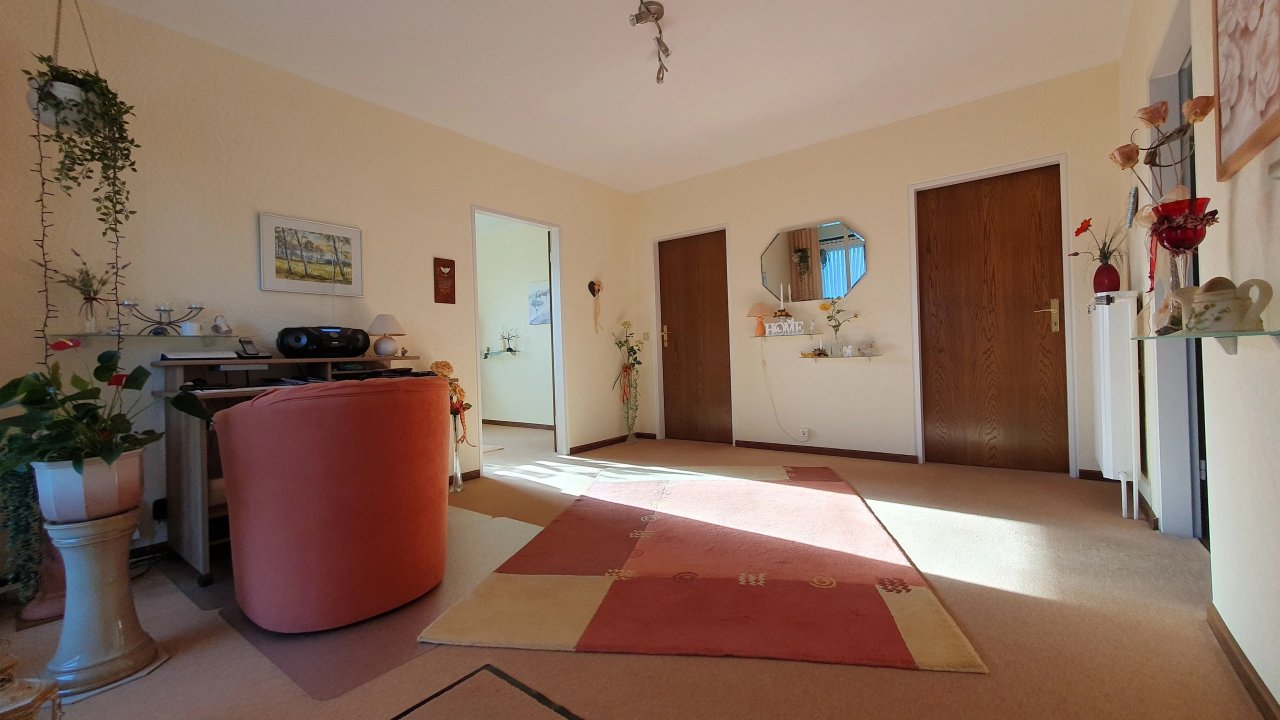 Wohnen auf einer Ebene - Schöner Bungalow mit vielen Modernisierungen und Vollkeller im ruhigen Wohngebiet von Kisdorf