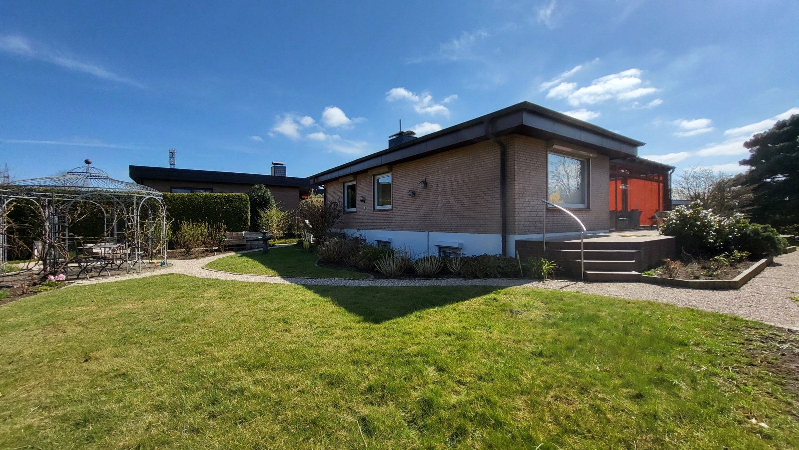 VERKAUFT !!! „Top-Bungalow in Oersdorf – Ihr Traumhaus wartet auf Sie!“