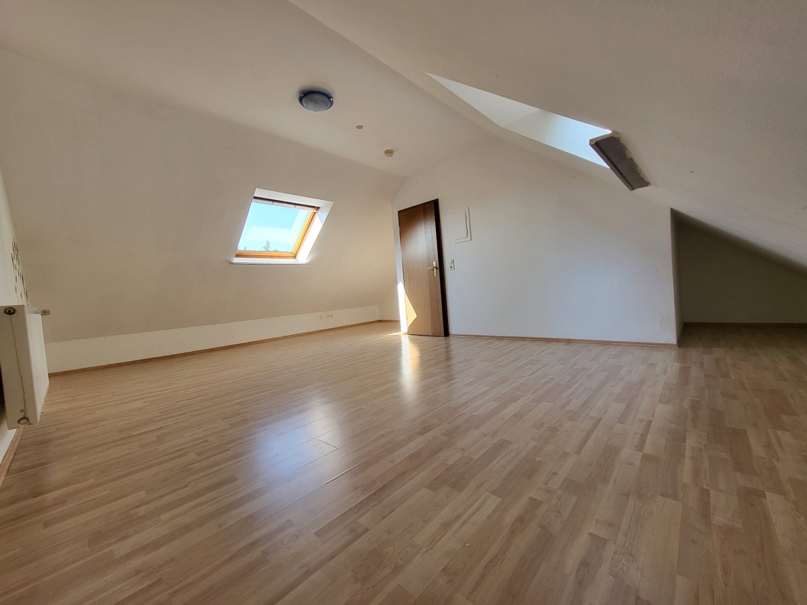 Schönes Mittelreihenhaus mit Vollkeller und Garage in Kaltenkirchen am Ehrenhain