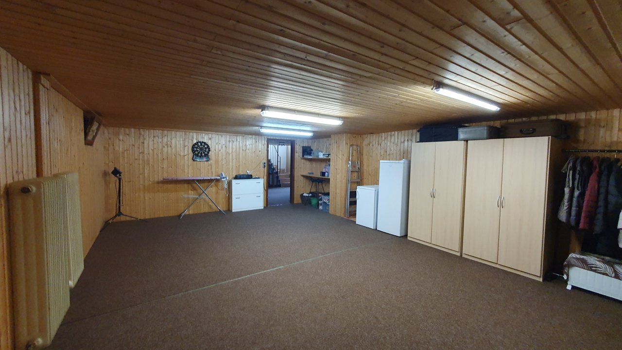 großer Hobbyraum- großer Hobbyraum-