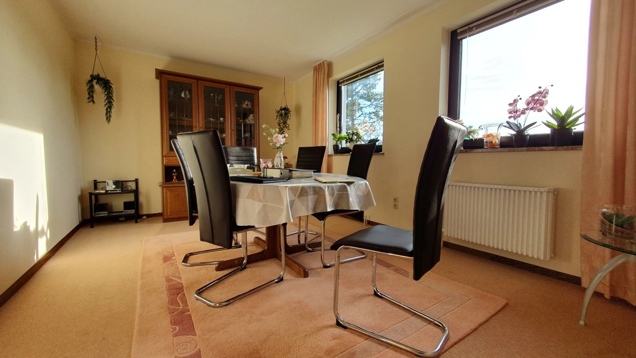 Kinder-/Arbeitszimmer Kinder-/Arbeitszimmer