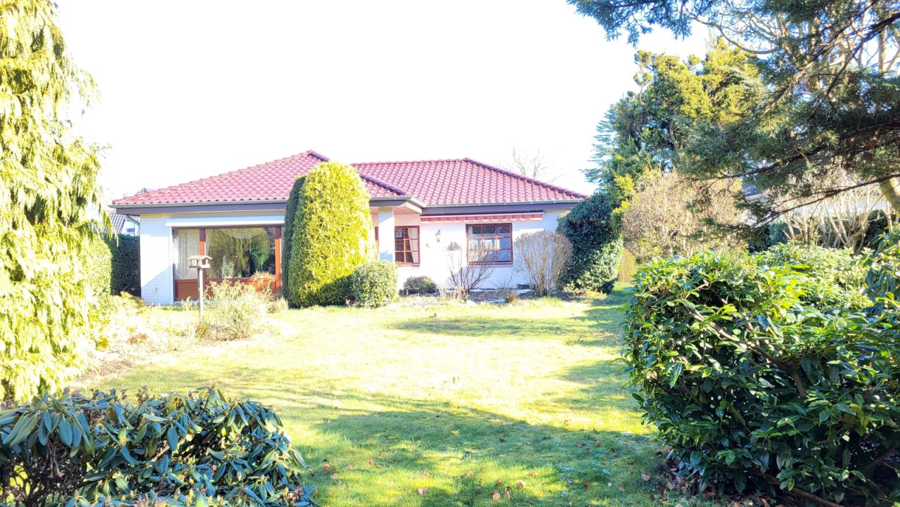 Haus von hinten Haus von hinten