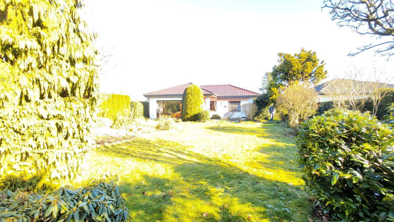 großer Garten großer Garten