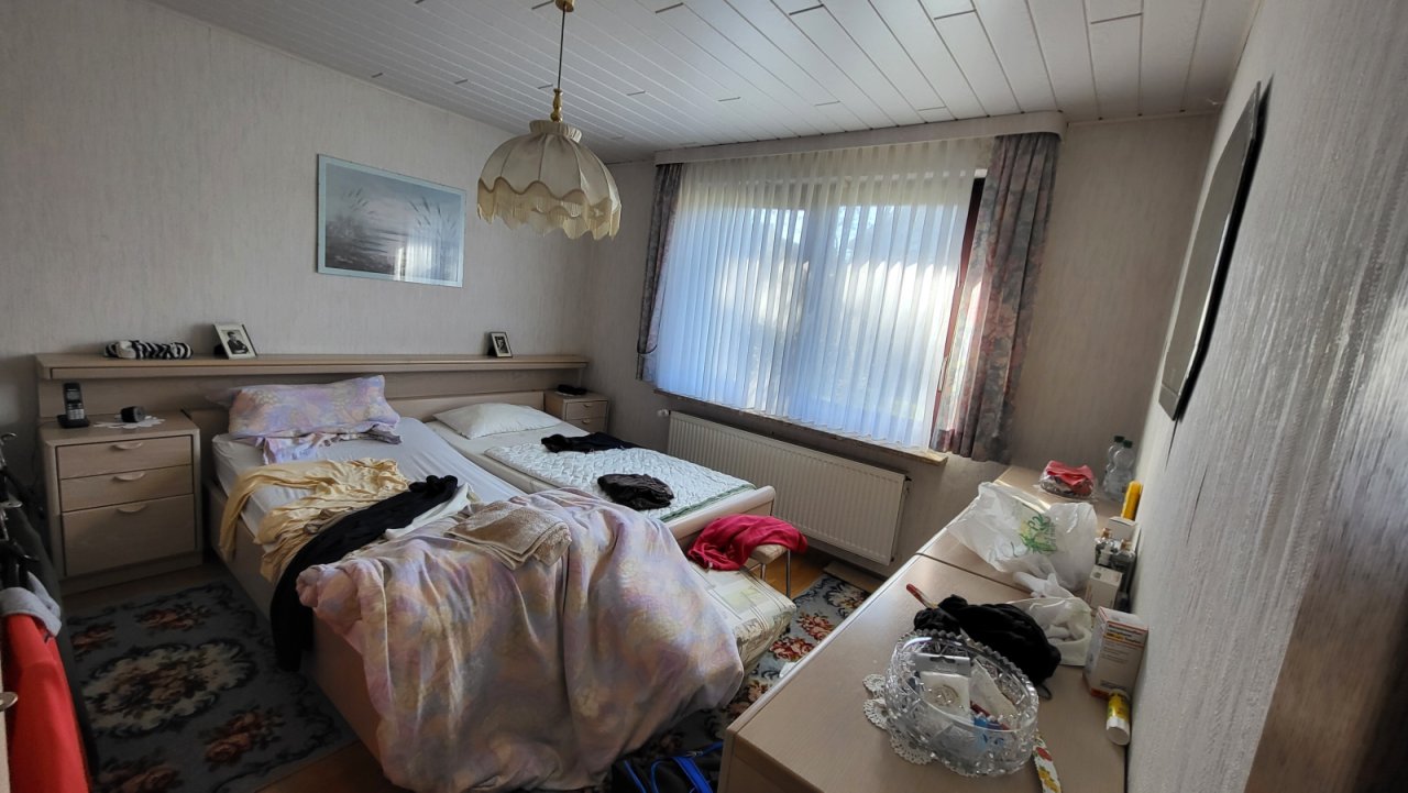 Schlafzimmer im EG