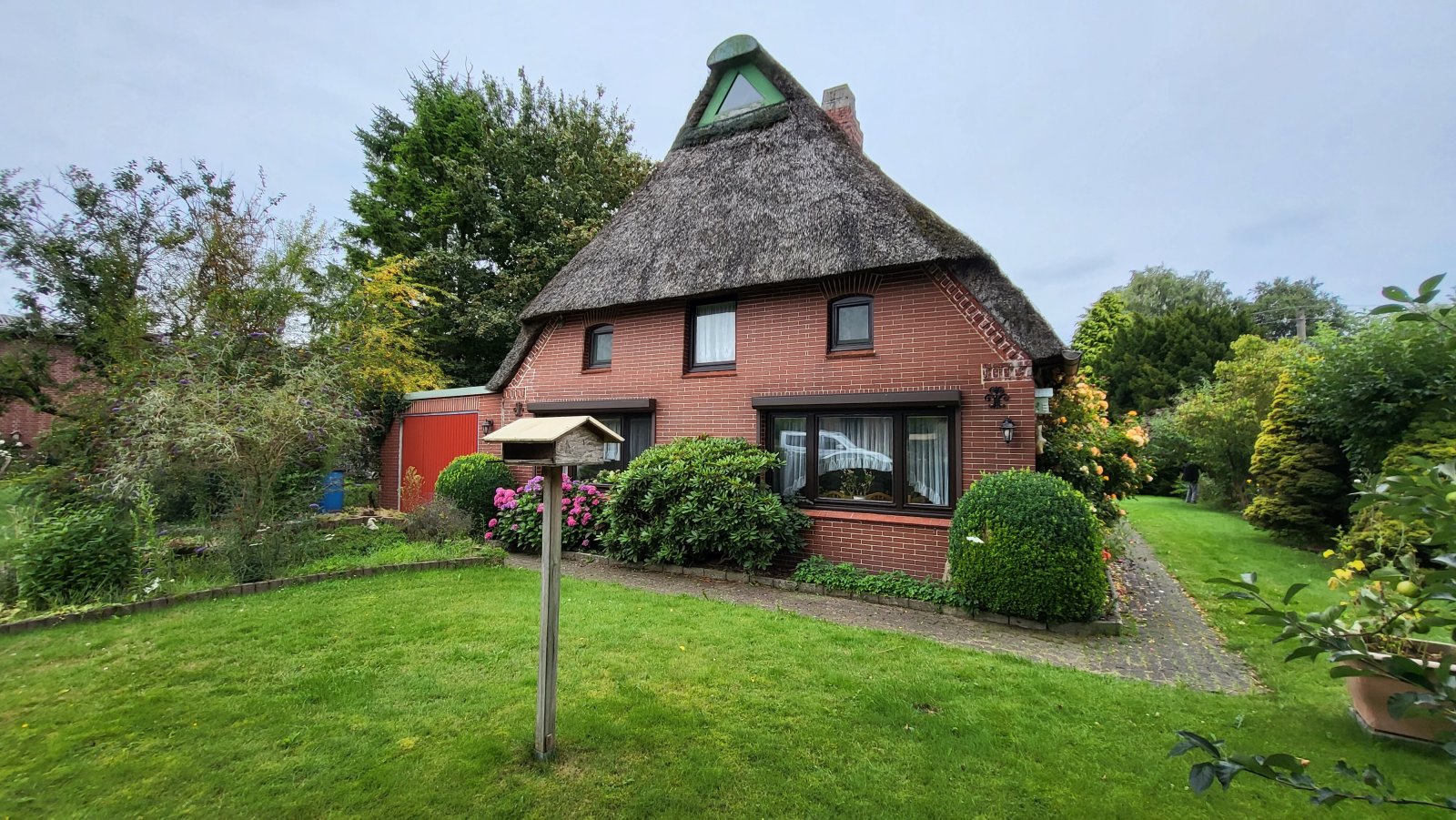 Haus von vorne Haus von vorne