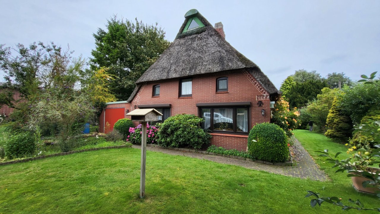 Haus von vorne Haus von vorne